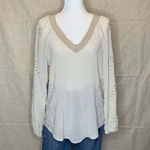 🕊XCVI Cream Eyelet Blouse🕊